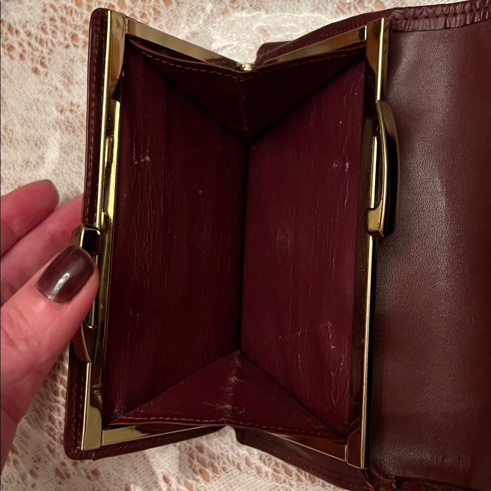 VINTAGE CARTIER kiss lock Burgundy Bordeaux Leather Clutch wallet leather - Picture 16 of 16